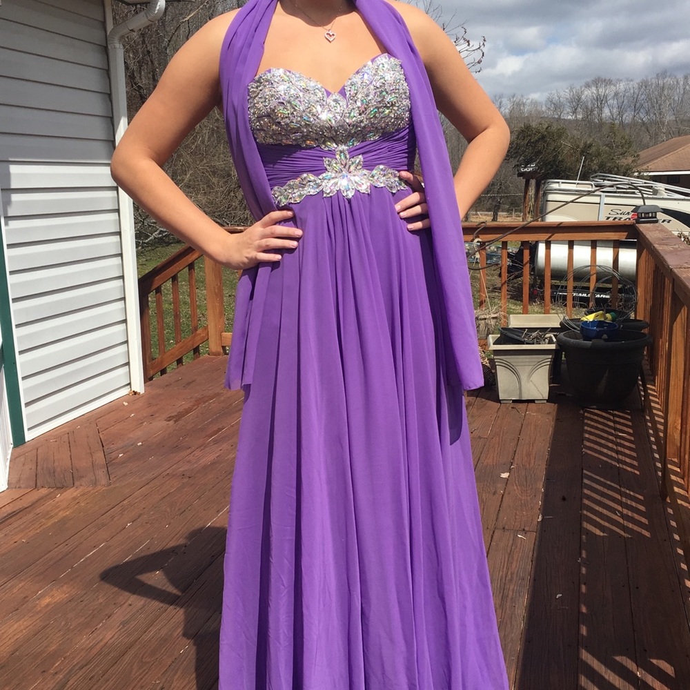 Morrell Maxie size 10 prom dress
